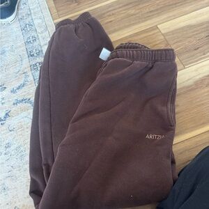 Aritzia mega fit Brown Sweatpants